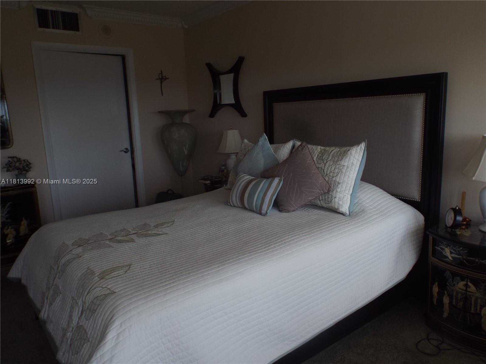 Small Image of 500 THREE ISLANDS BLVD #613, Hallandale Beach Number 6