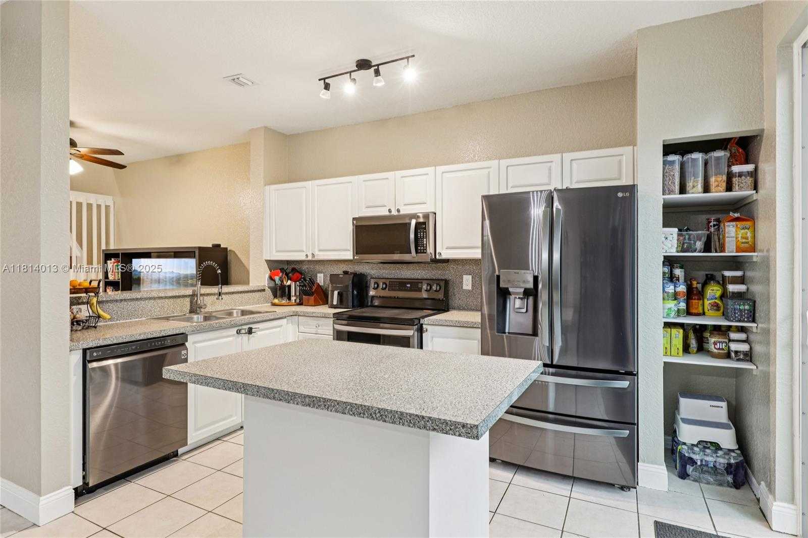 Small Image of 3860 NORTH WEST 90TH WAY, Sunrise Number 10