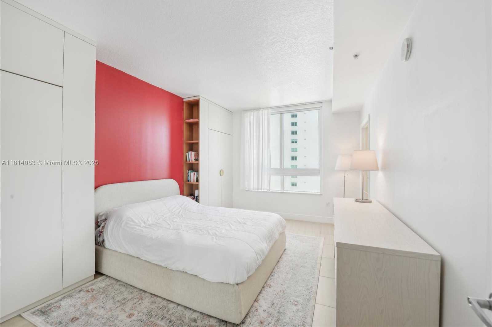 Small Image of 1900 NORTH BAYSHORE DR #1511, Miami Number 10