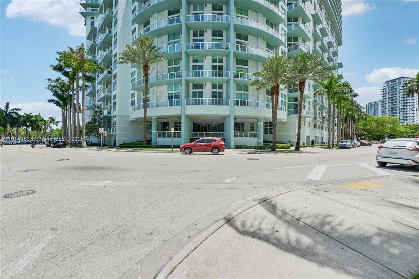 Small Image of 1900 NORTH BAYSHORE DR #1511, Miami Number 18