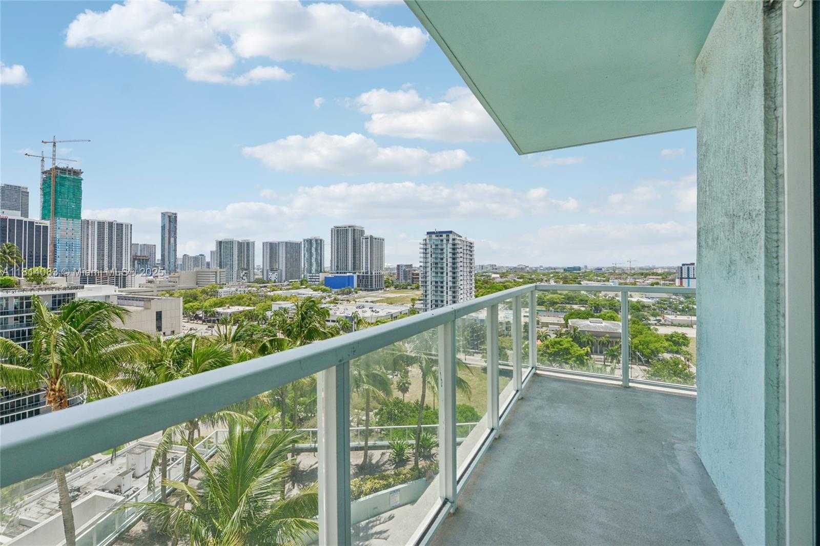 Small Image of 1900 NORTH BAYSHORE DR #1511, Miami Number 19