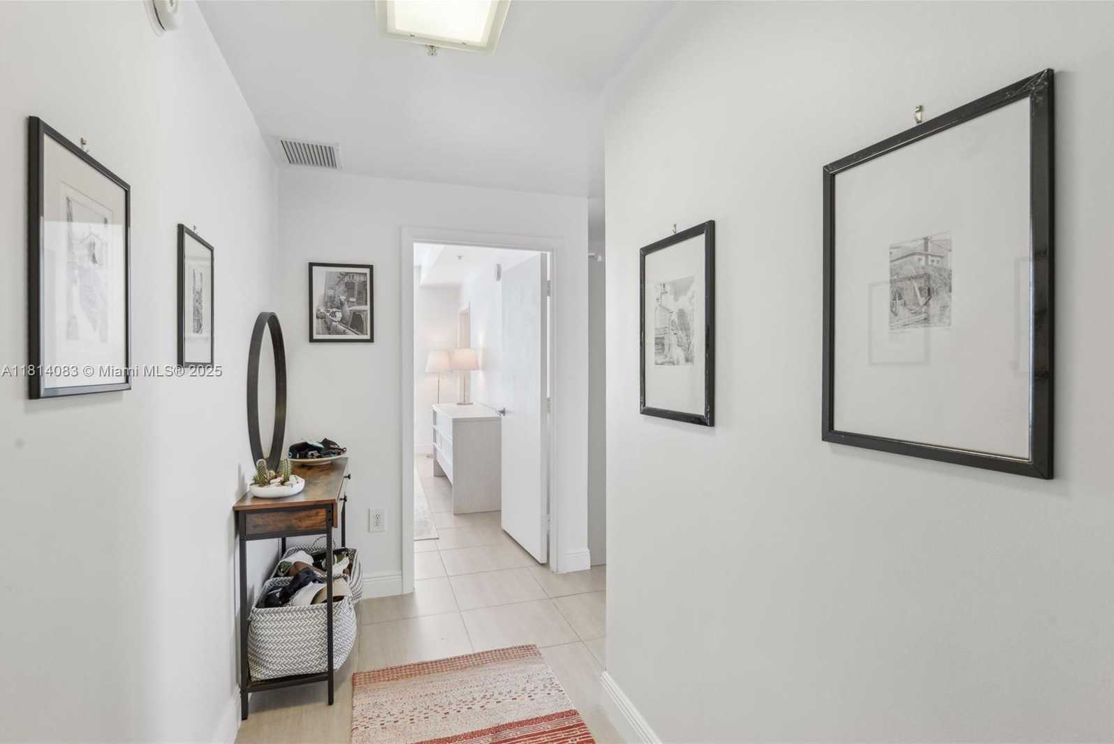 Small Image of 1900 NORTH BAYSHORE DR #1511, Miami Number 2