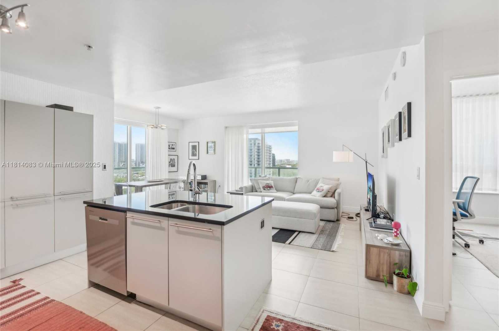 Small Image of 1900 NORTH BAYSHORE DR #1511, Miami Number 7