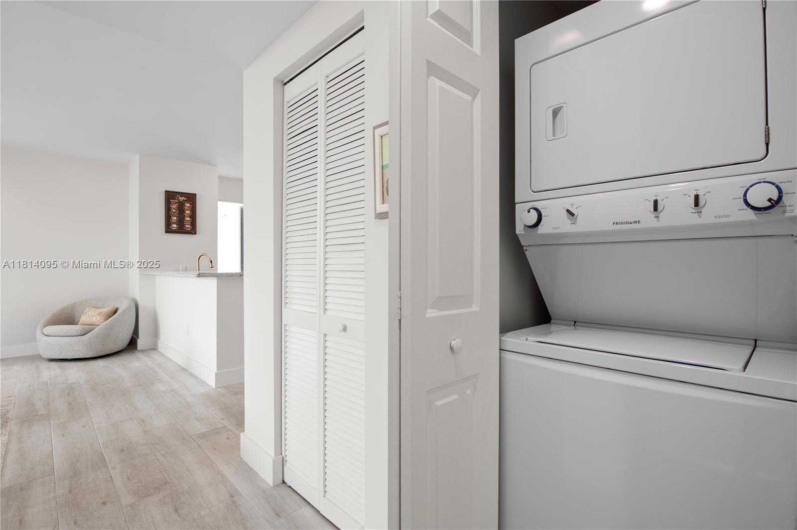 Small Image of 1300 PONCE DE LEON BLVD #1009, Coral Gables Number 19