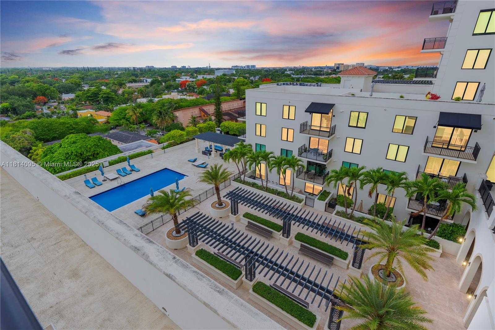 Small Image of 1300 PONCE DE LEON BLVD #1009, Coral Gables Number 6