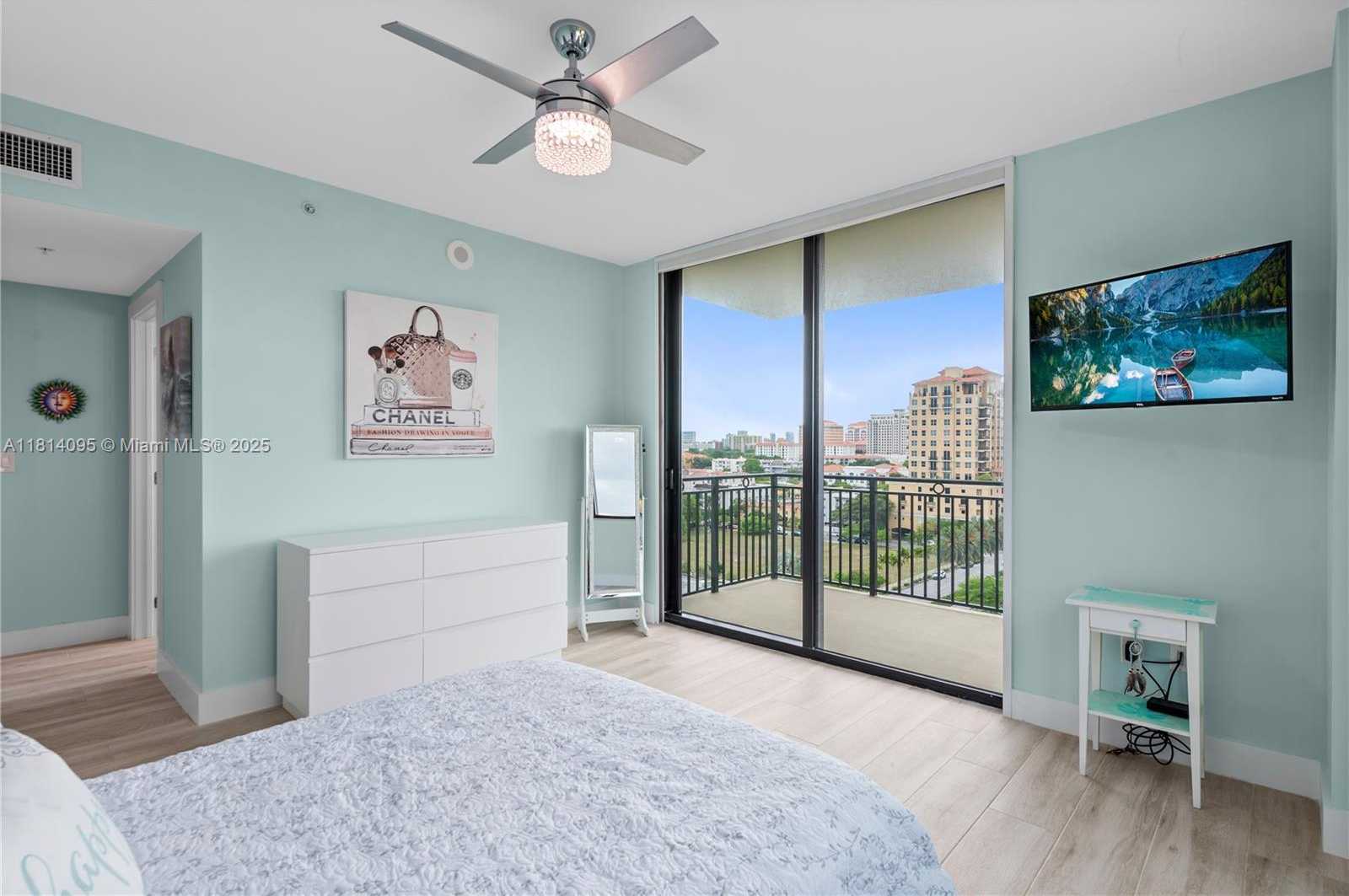 Small Image of 1300 PONCE DE LEON BLVD #1009, Coral Gables Number 8