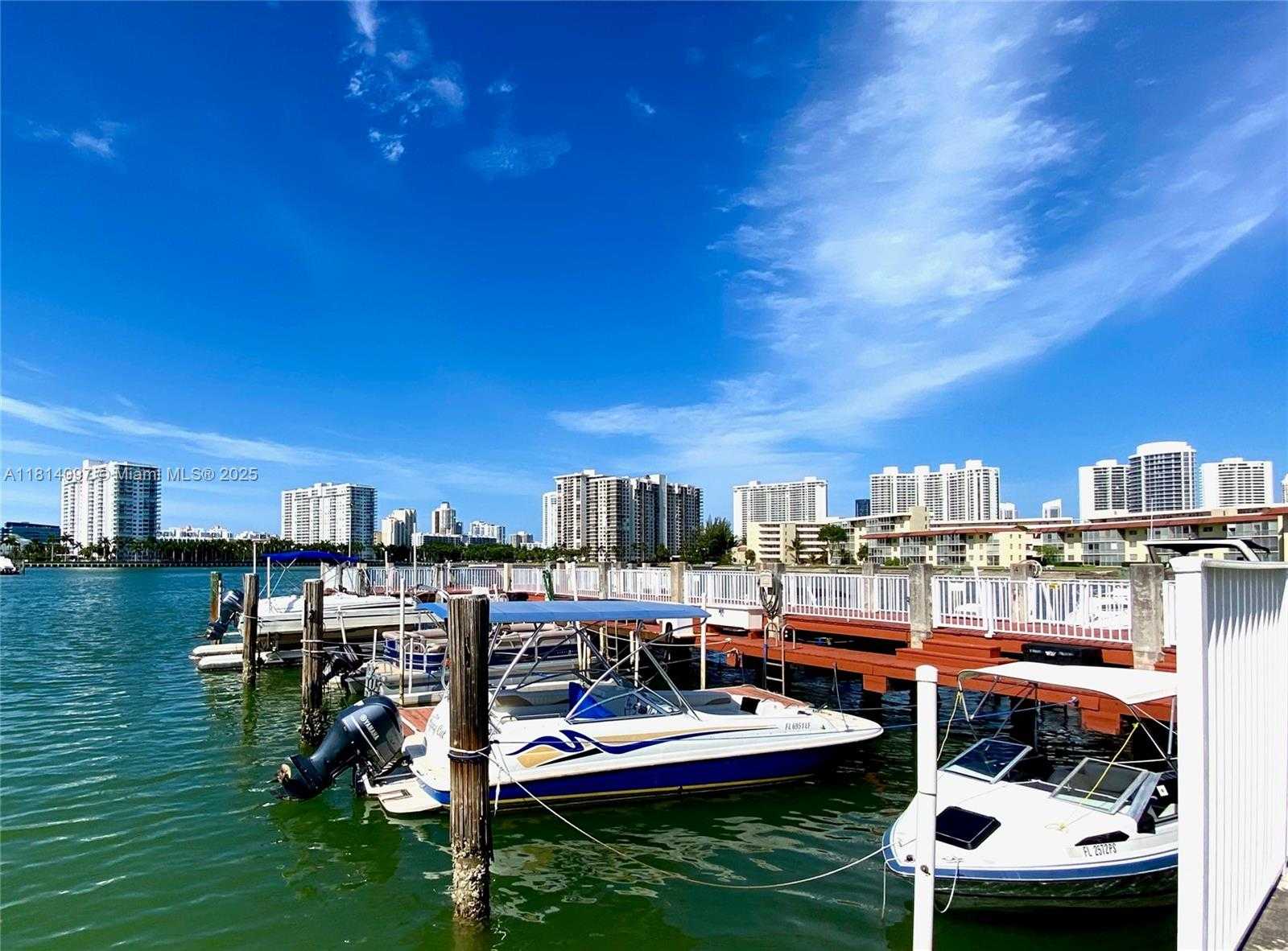 Small Image of 2905 #L116, Aventura Number 6