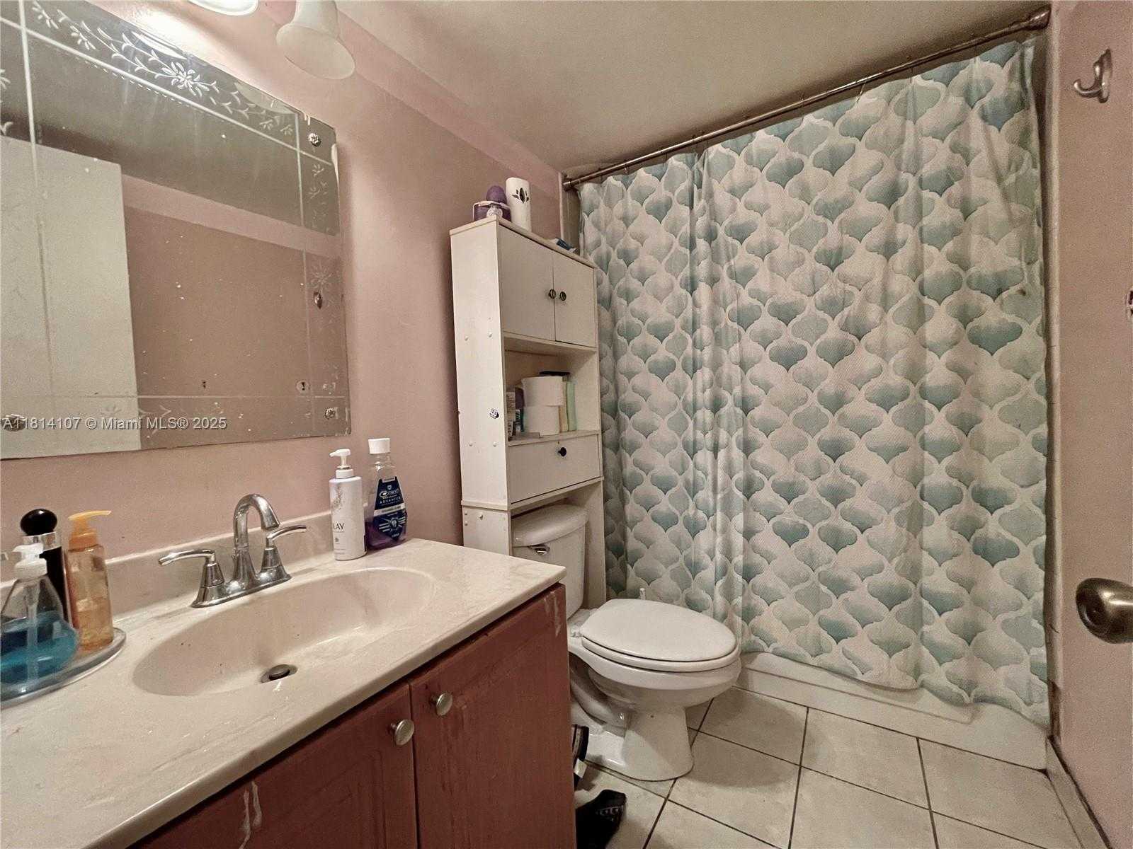 Small Image of 1150 NORTH LIBERTY AVE #K, Homestead Number 13
