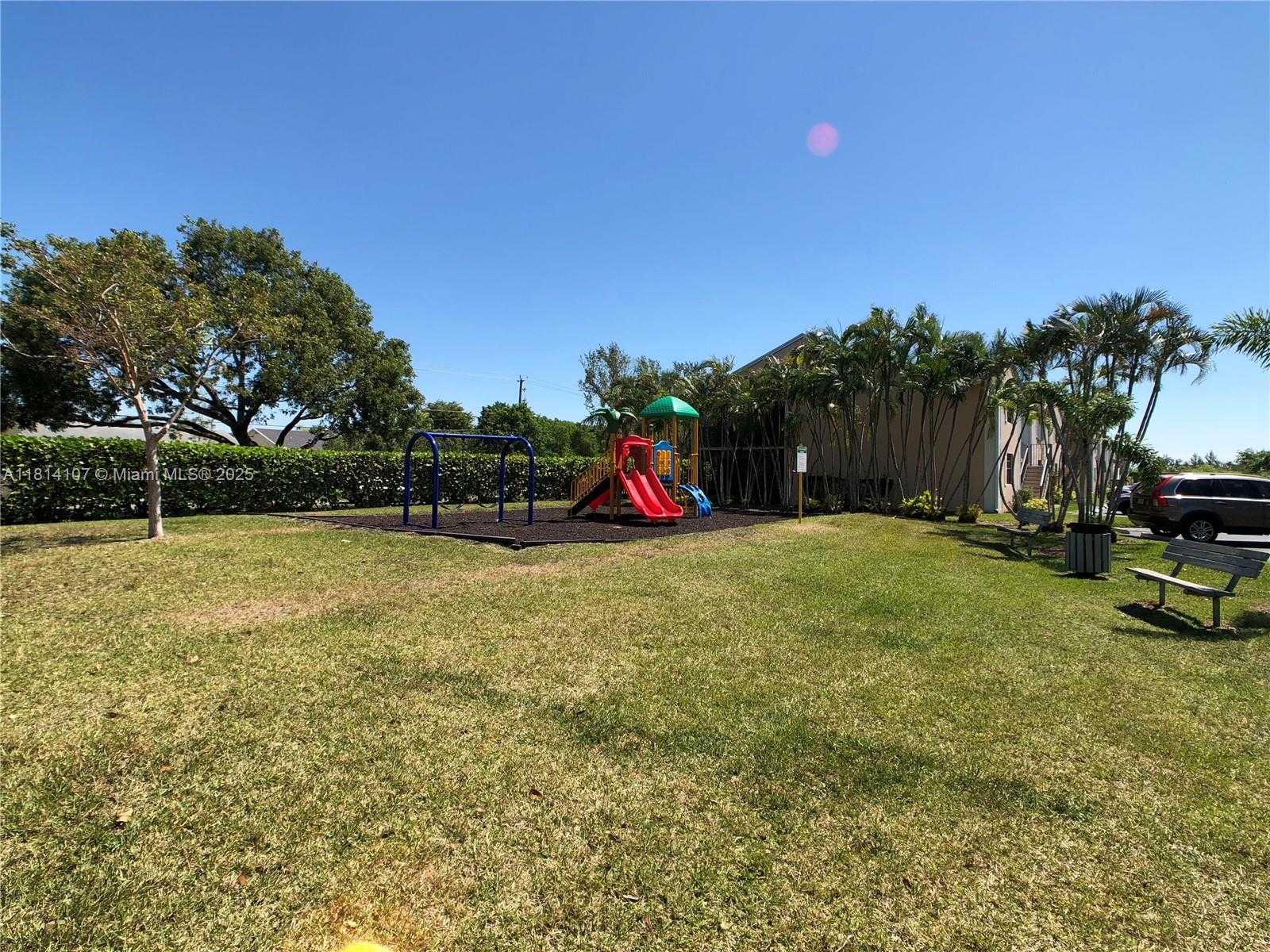 Small Image of 1150 NORTH LIBERTY AVE #K, Homestead Number 25