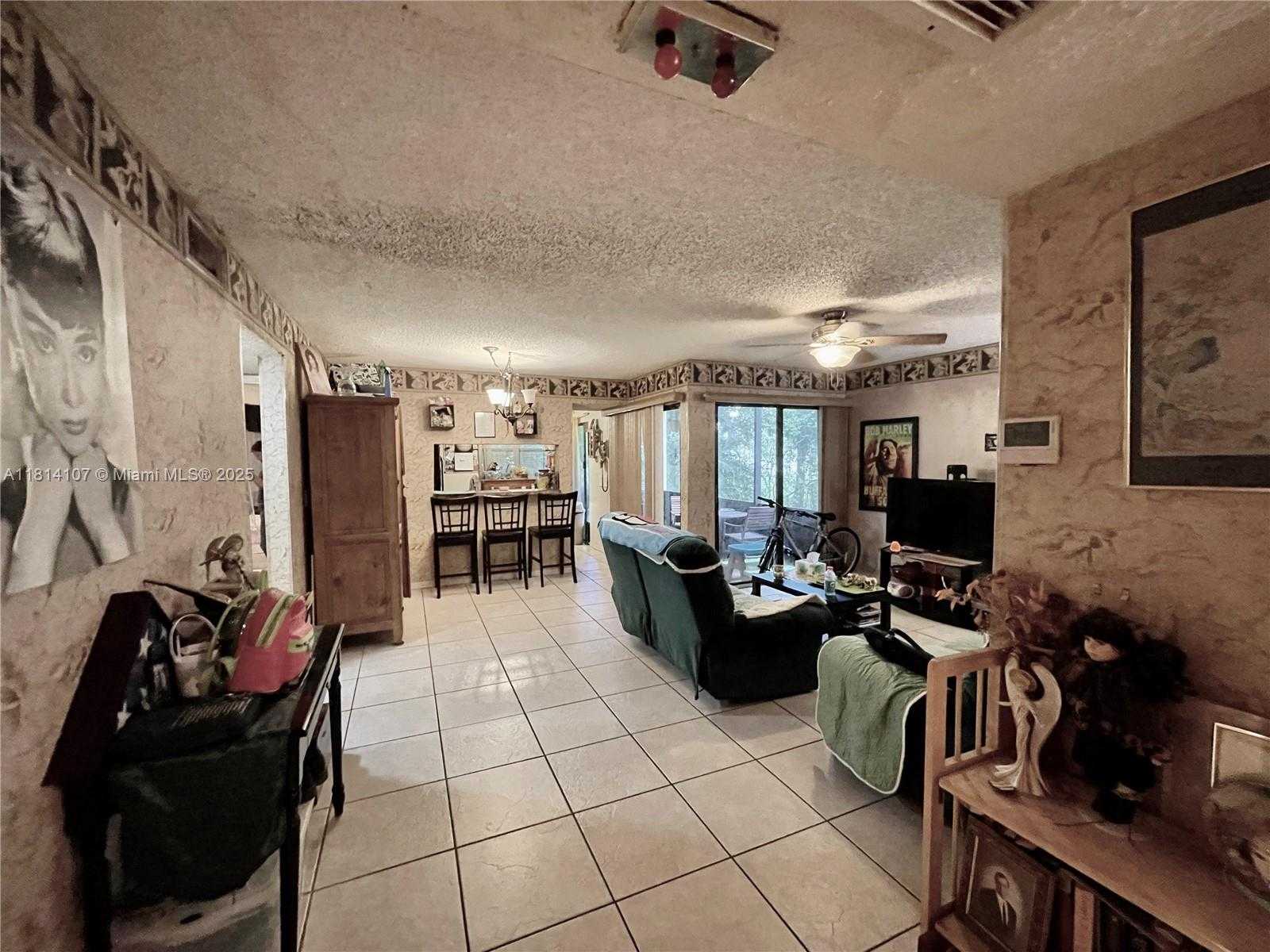 Small Image of 1150 NORTH LIBERTY AVE #K, Homestead Number 5