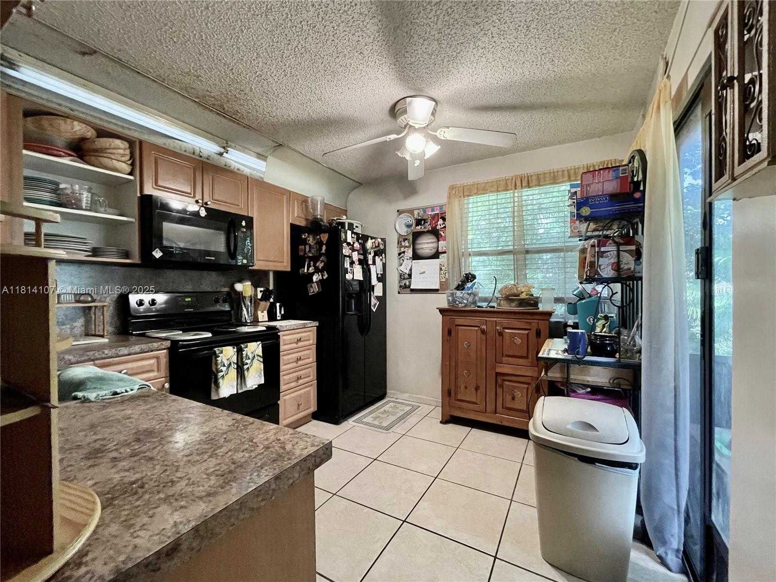 Small Image of 1150 NORTH LIBERTY AVE #K, Homestead Number 8