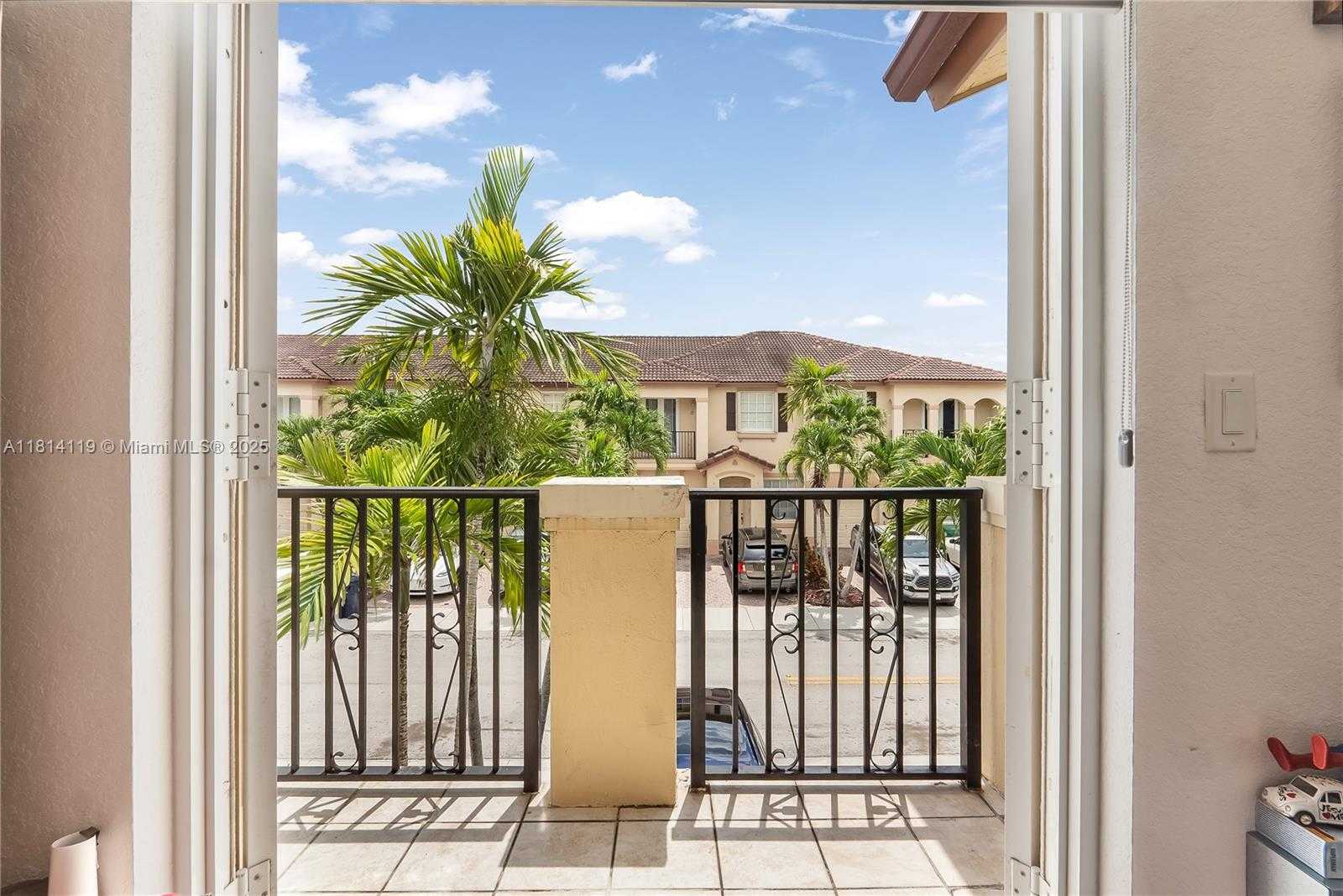 Small Image of 13336 SOUTH WEST 128TH PSGE, Miami Number 27