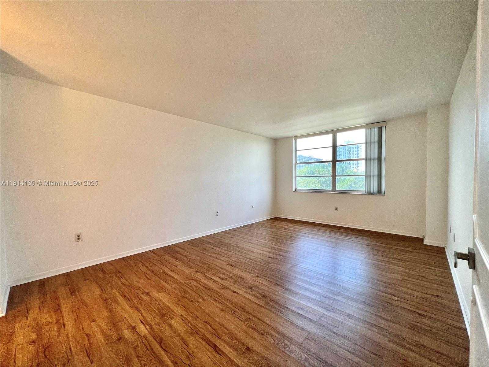 Small Image of 2851 NORTH EAST 183RD ST #414E, Aventura Number 13