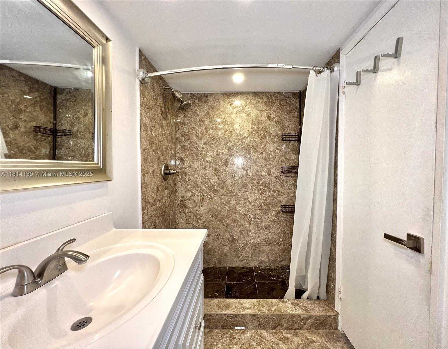 Small Image of 2851 NORTH EAST 183RD ST #414E, Aventura Number 16