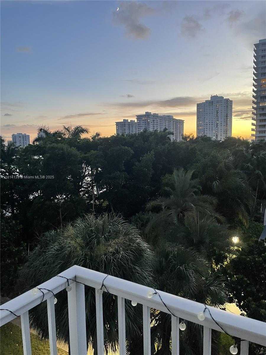 Small Image of 2851 NORTH EAST 183RD ST #414E, Aventura Number 30