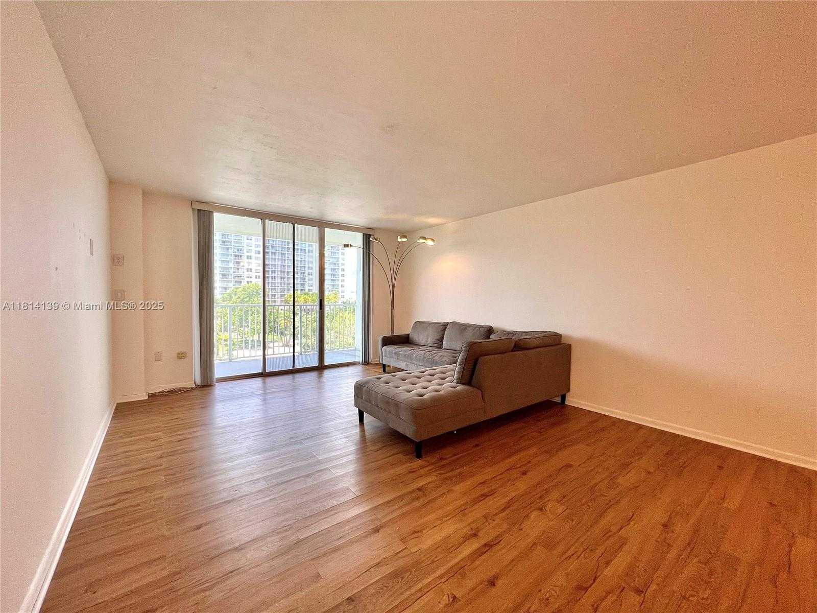 Small Image of 2851 NORTH EAST 183RD ST #414E, Aventura Number 7