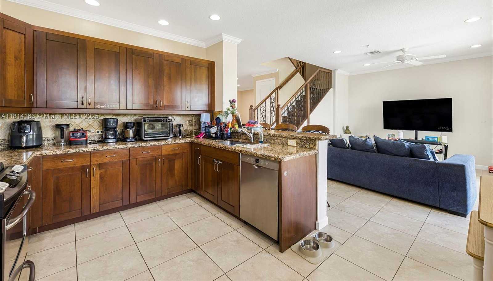Small Image of 3055 NORTH WEST 126TH AVE #303, Sunrise Number 11