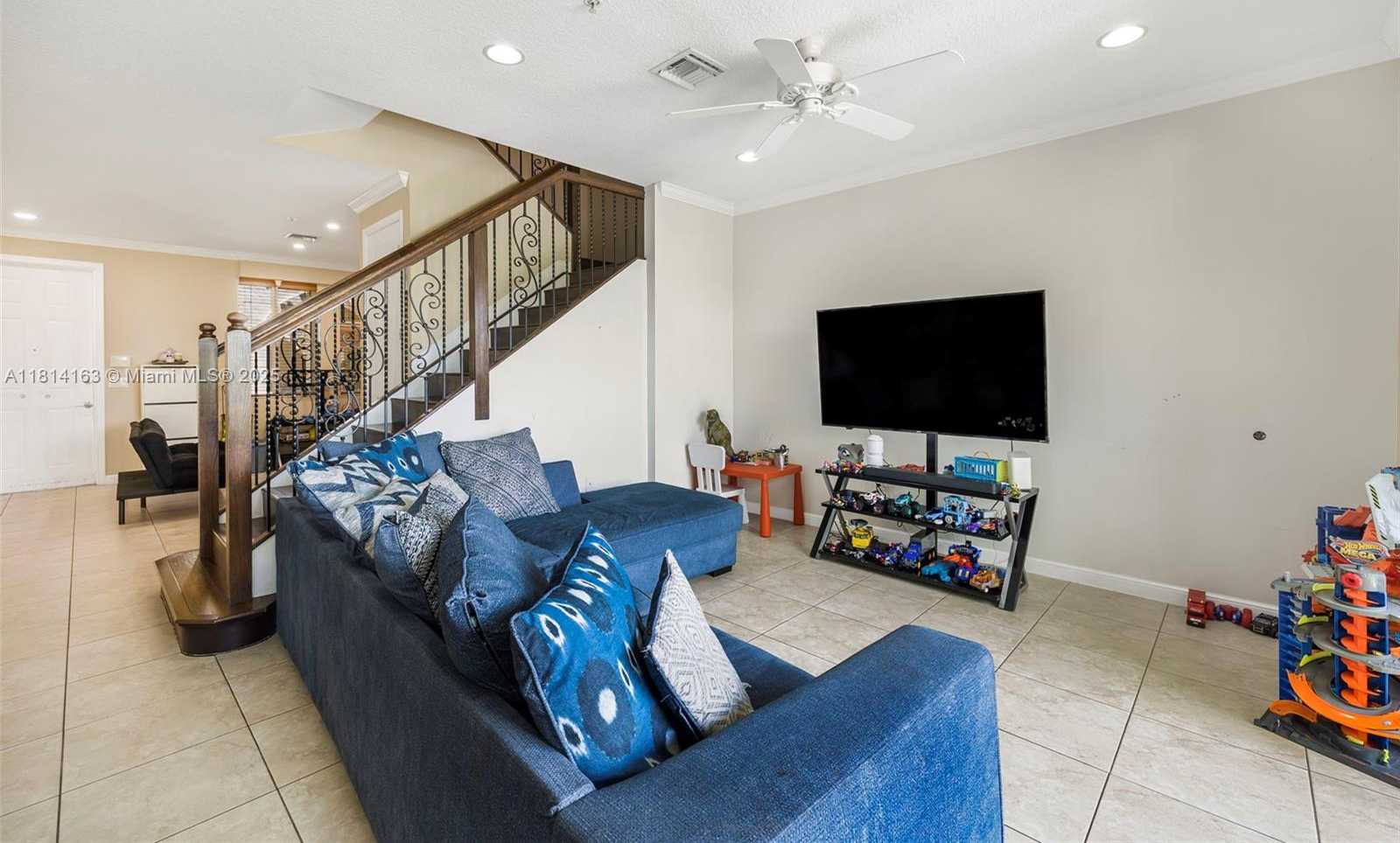 Small Image of 3055 NORTH WEST 126TH AVE #303, Sunrise Number 7