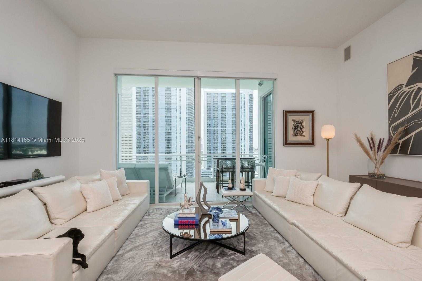 Small Image of 900 BRICKELL KEY BLVD #1702, Miami Number 10