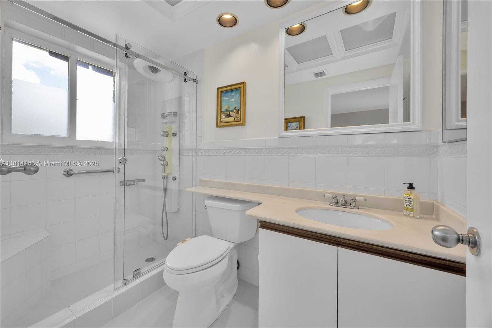 Small Image of 2825 GRANADA BLVD #3B, Coral Gables Number 19
