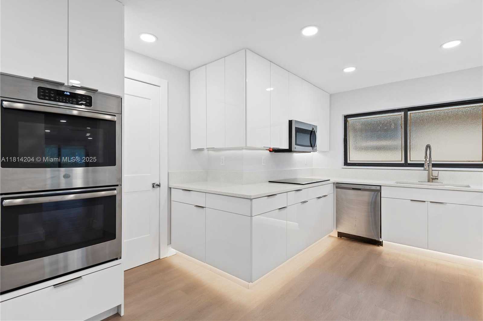 Small Image of 3650 NORTH 36TH AVE #45, Hollywood Number 7