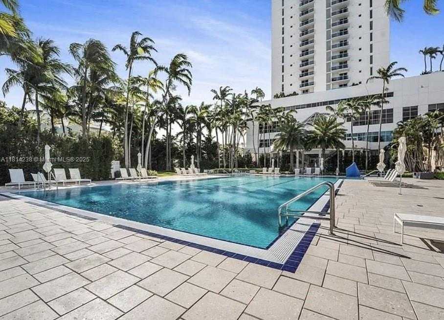 Small Image of 1900 SUNSET HARBOUR DR #1814, Miami Beach Number 19