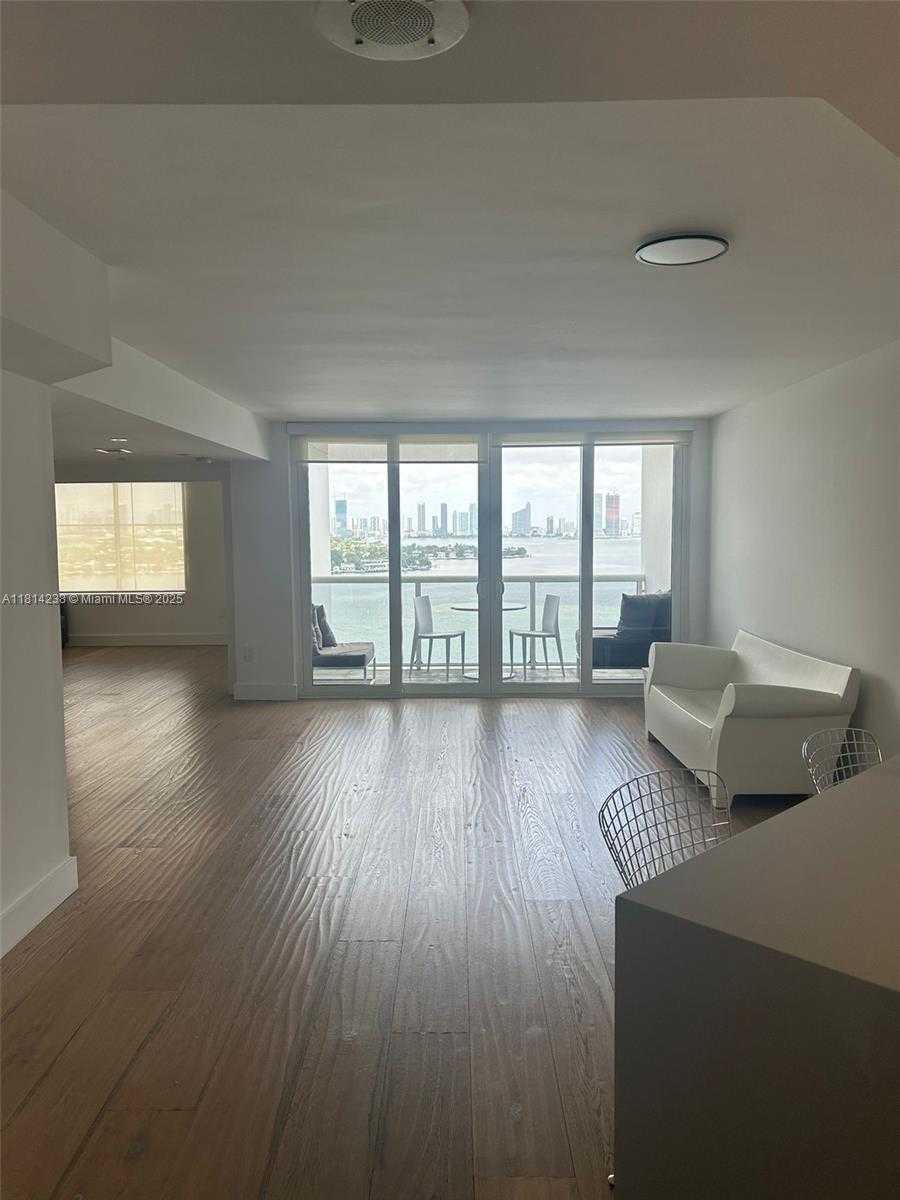 Small Image of 1900 SUNSET HARBOUR DR #1814, Miami Beach Number 4