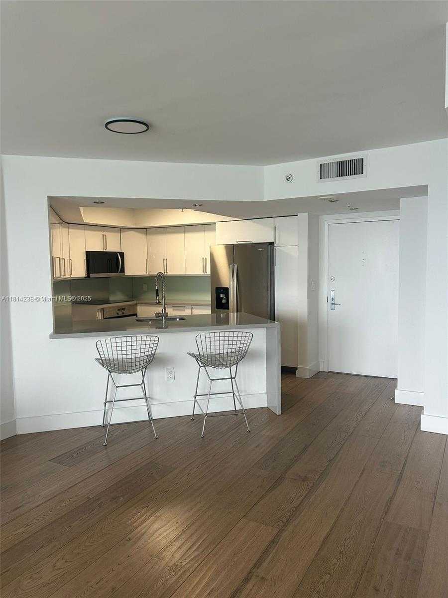 Small Image of 1900 SUNSET HARBOUR DR #1814, Miami Beach Number 8