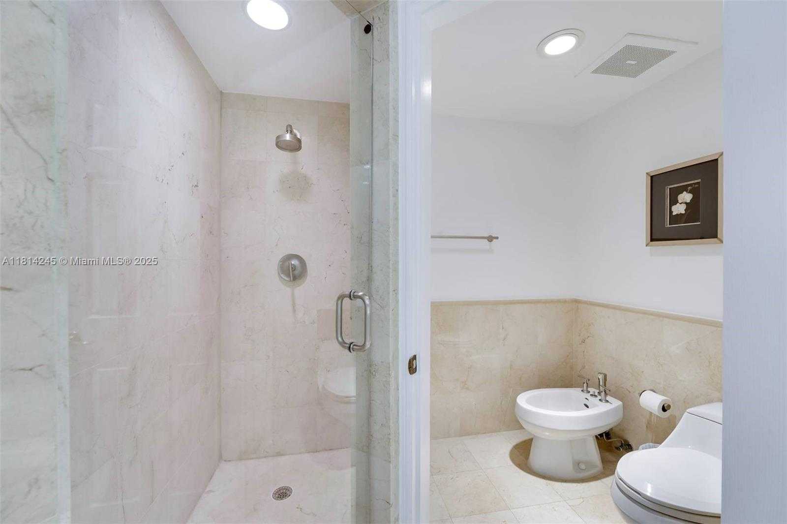 Small Image of 711 BILTMORE WAY #402, Coral Gables Number 13