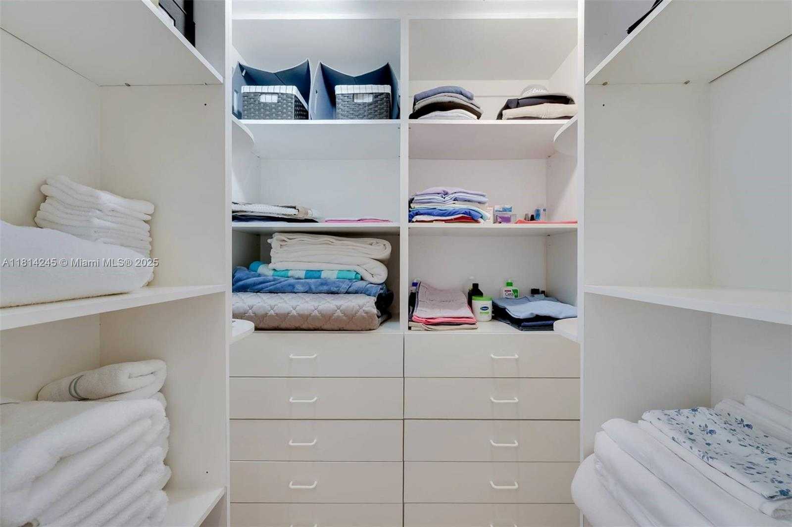 Small Image of 711 BILTMORE WAY #402, Coral Gables Number 14