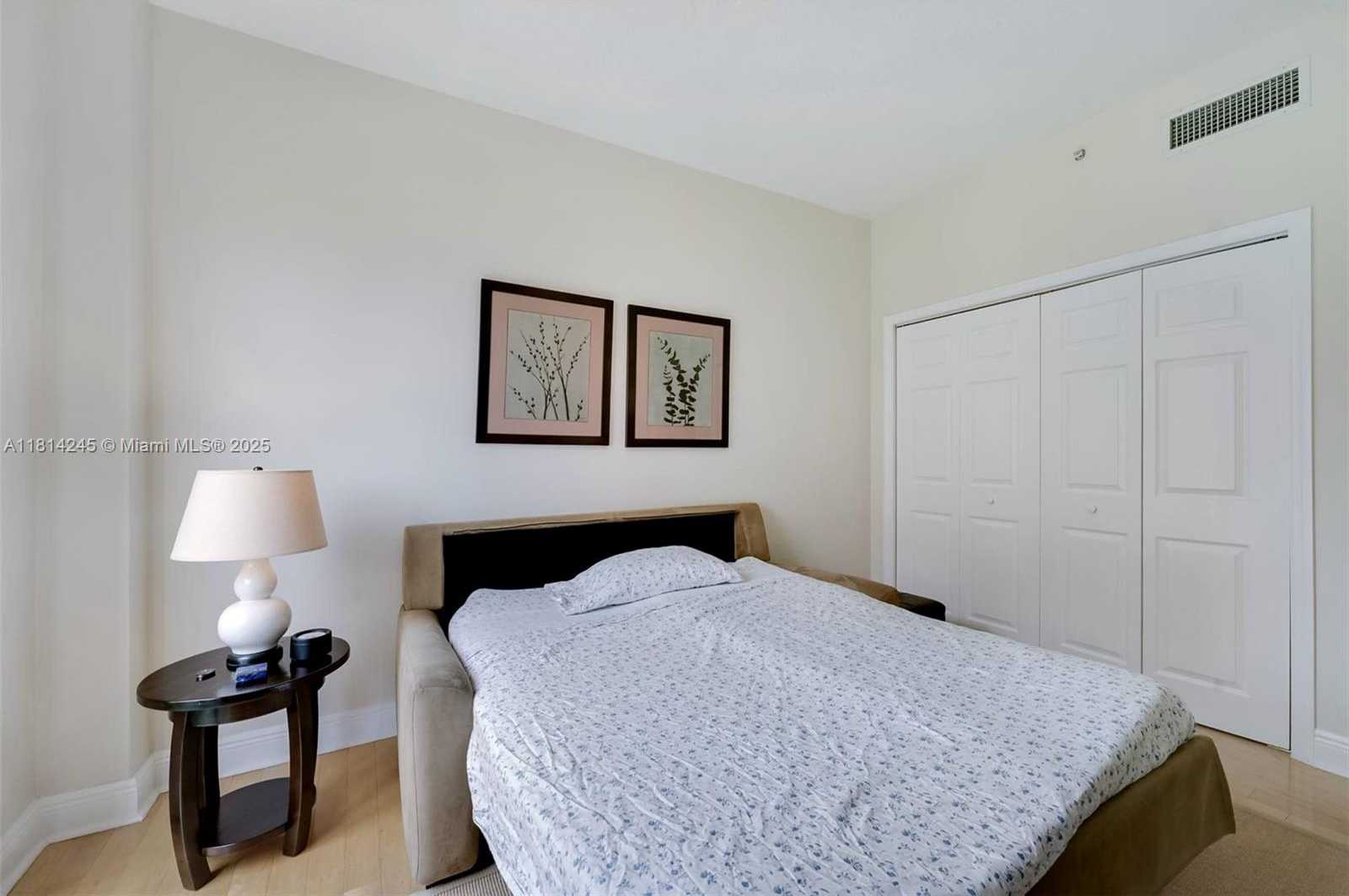 Small Image of 711 BILTMORE WAY #402, Coral Gables Number 16