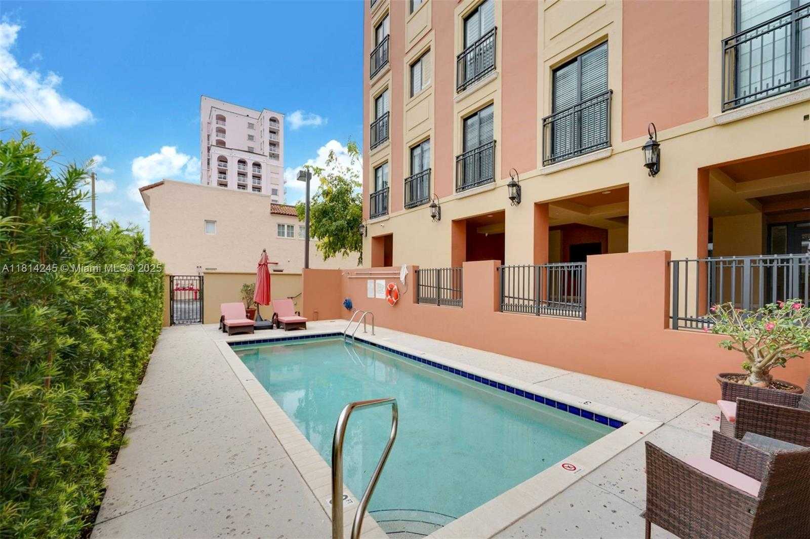 Small Image of 711 BILTMORE WAY #402, Coral Gables Number 18