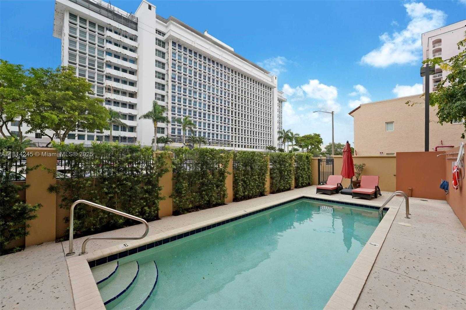 Small Image of 711 BILTMORE WAY #402, Coral Gables Number 19