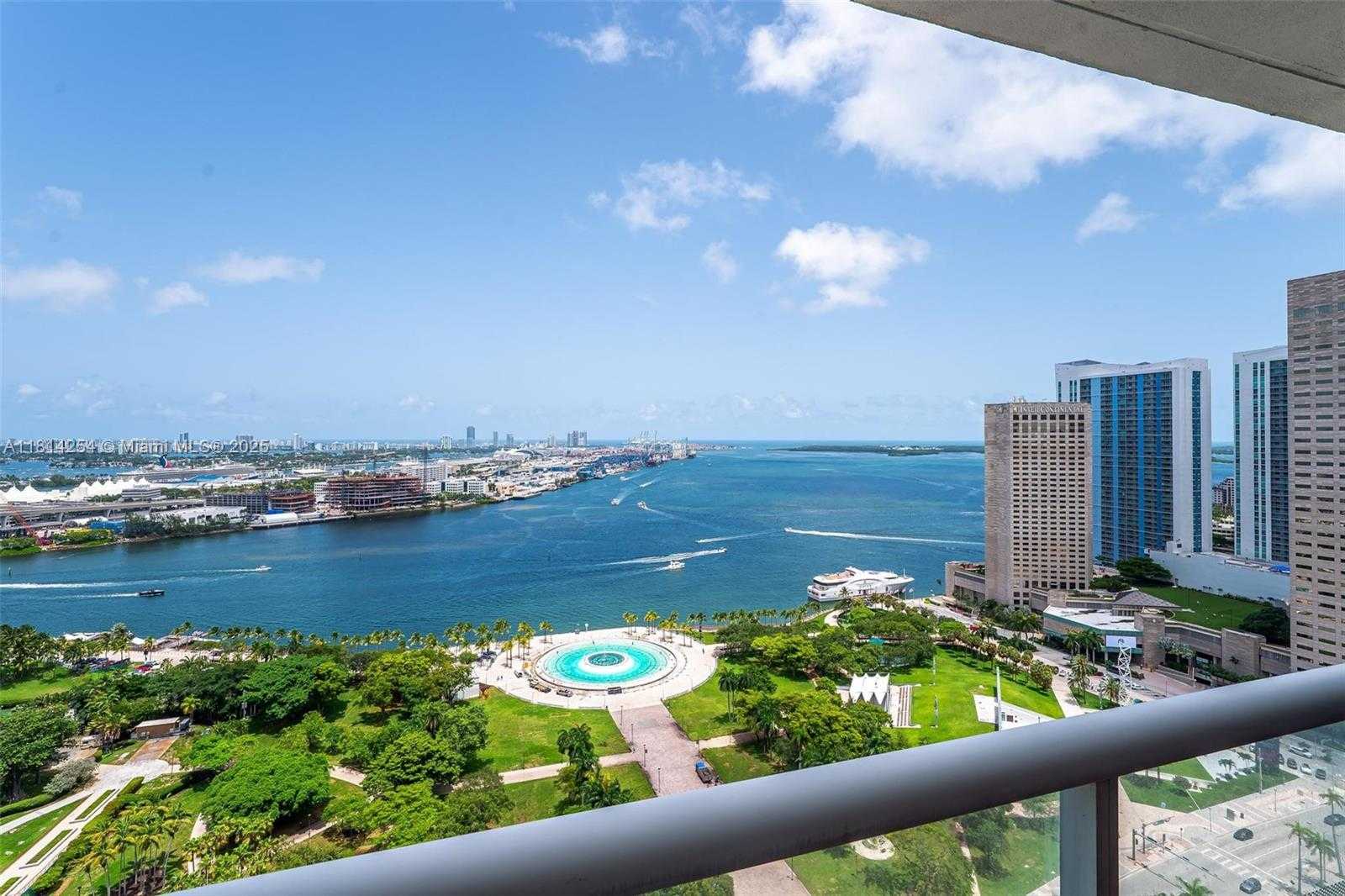 Small Image of 50 BISCAYNE BLVD #3106, Miami Number 22
