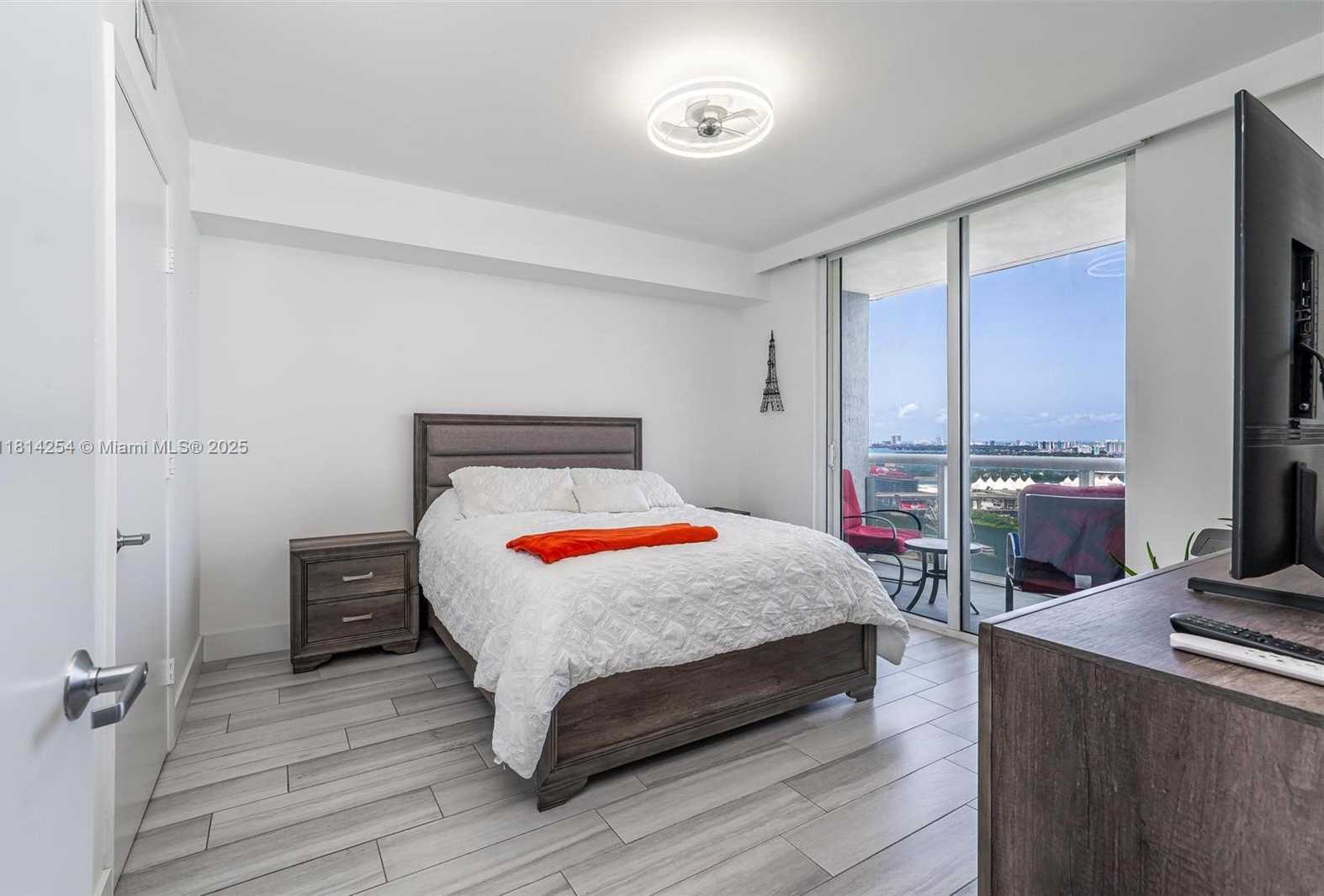 Small Image of 50 BISCAYNE BLVD #3106, Miami Number 26