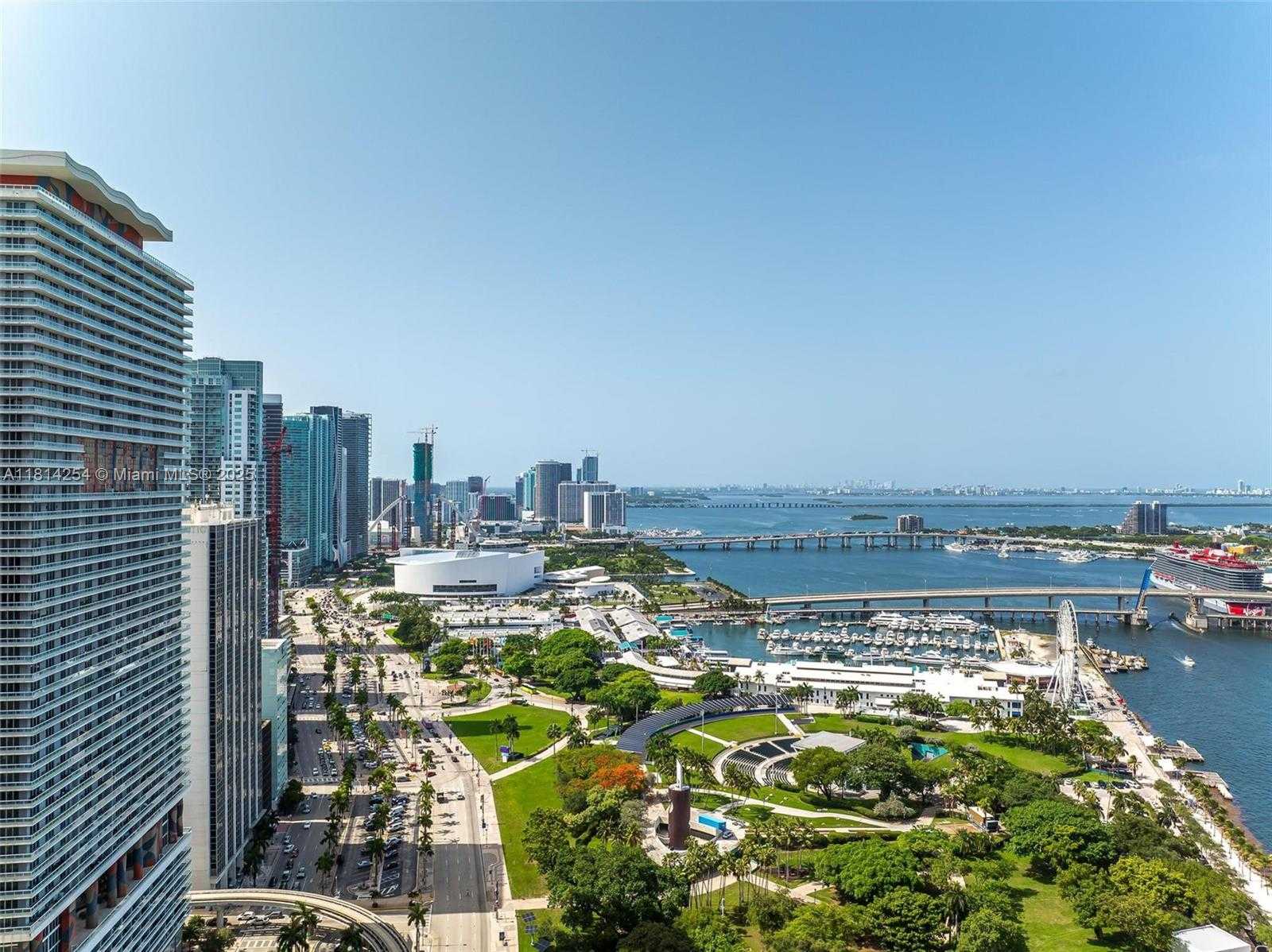 Small Image of 50 BISCAYNE BLVD #3106, Miami Number 6