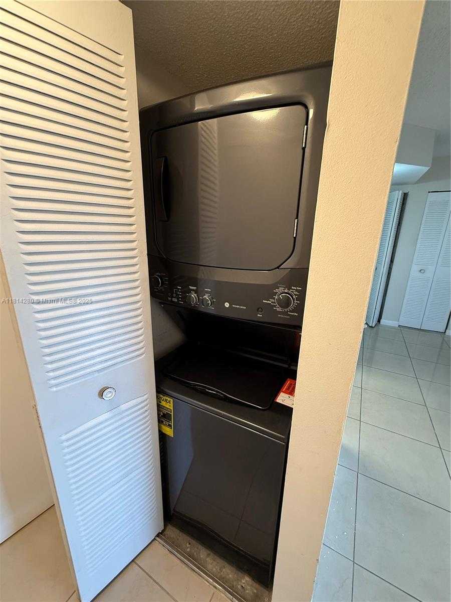 Small Image of 8255 SOUTH WEST 152 AV #E PH 2, Miami Number 6