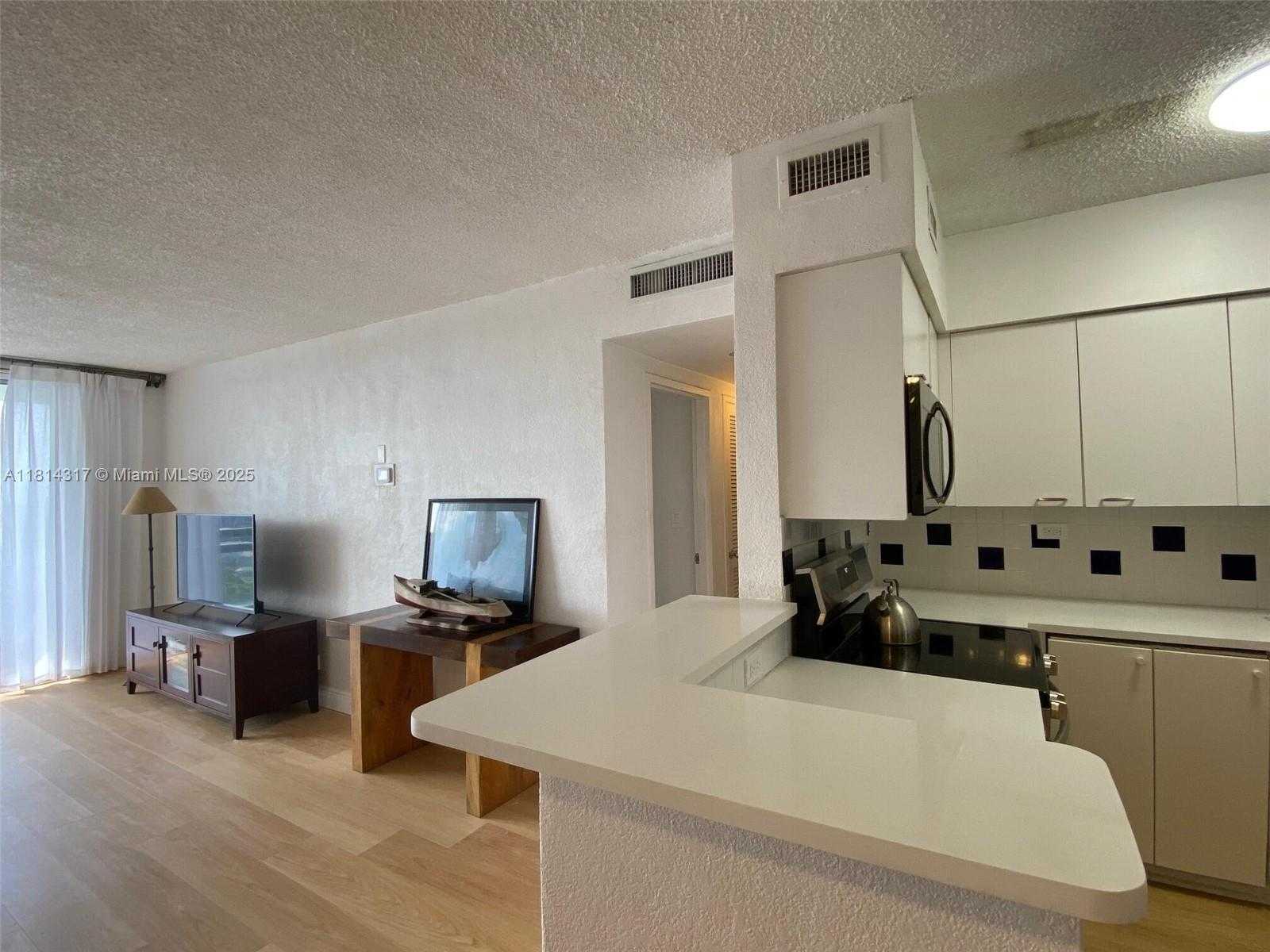 Small Image of 1500 BAY RD #1274S, Miami Beach Number 13