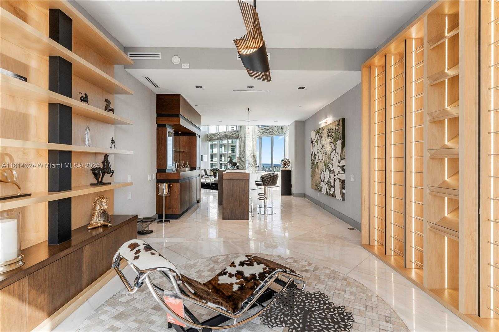 Small Image of 1300 BRICKELL BAY DR #4400, Miami Number 29