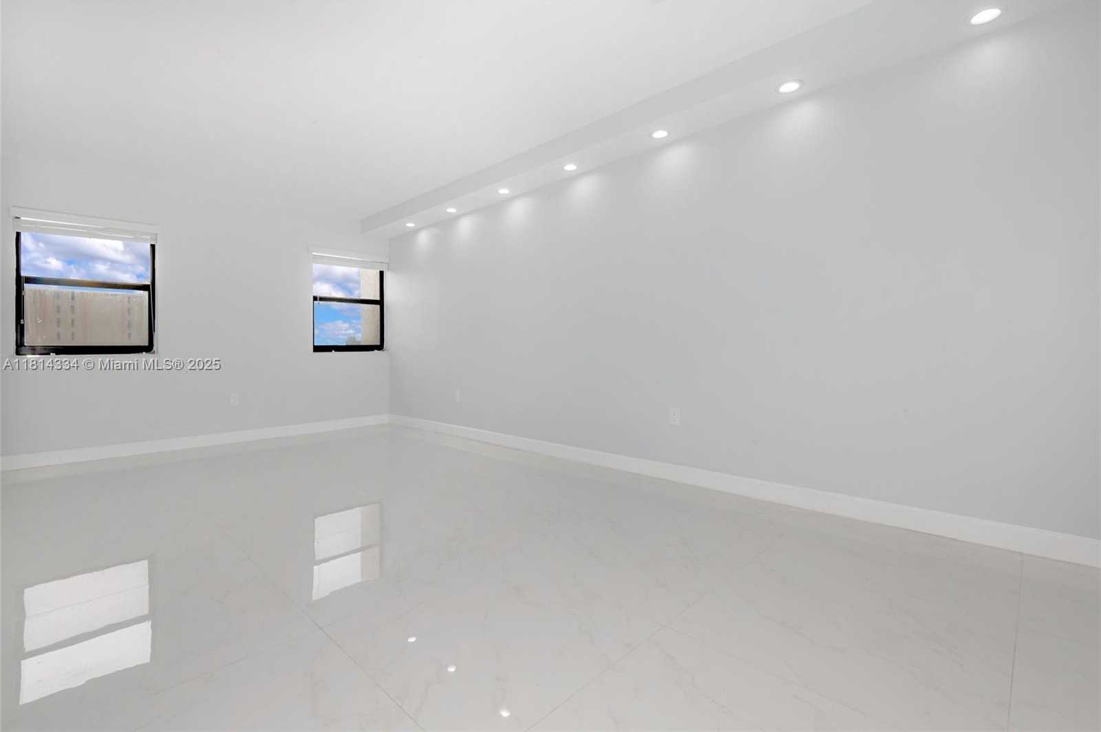 Small Image of 1201 SOUTH OCEAN DR #610N, Hollywood Number 22