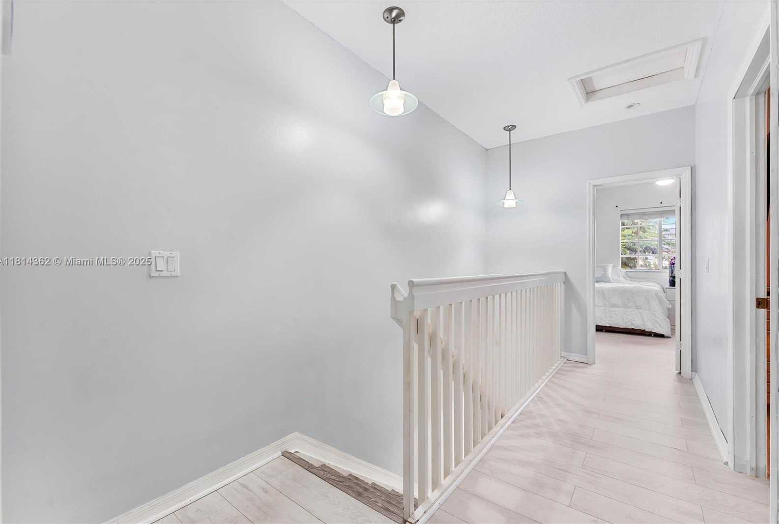 Small Image of 1114 NORTH WEST 100TH AVE, Pembroke Pines Number 16