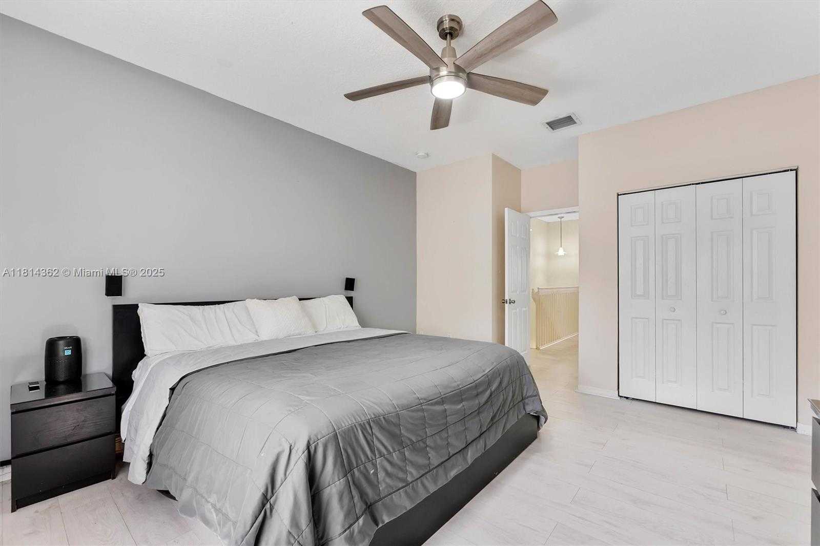 Small Image of 1114 NORTH WEST 100TH AVE, Pembroke Pines Number 17