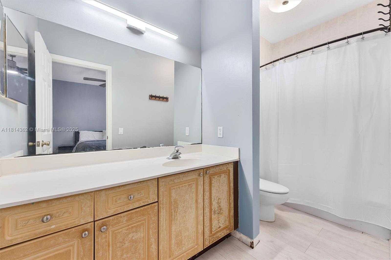Small Image of 1114 NORTH WEST 100TH AVE, Pembroke Pines Number 19
