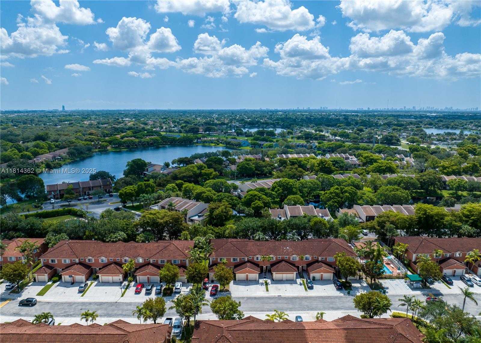 Small Image of 1114 NORTH WEST 100TH AVE, Pembroke Pines Number 29