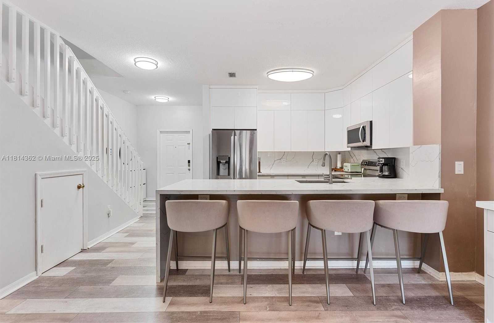 Small Image of 1114 NORTH WEST 100TH AVE, Pembroke Pines Number 5