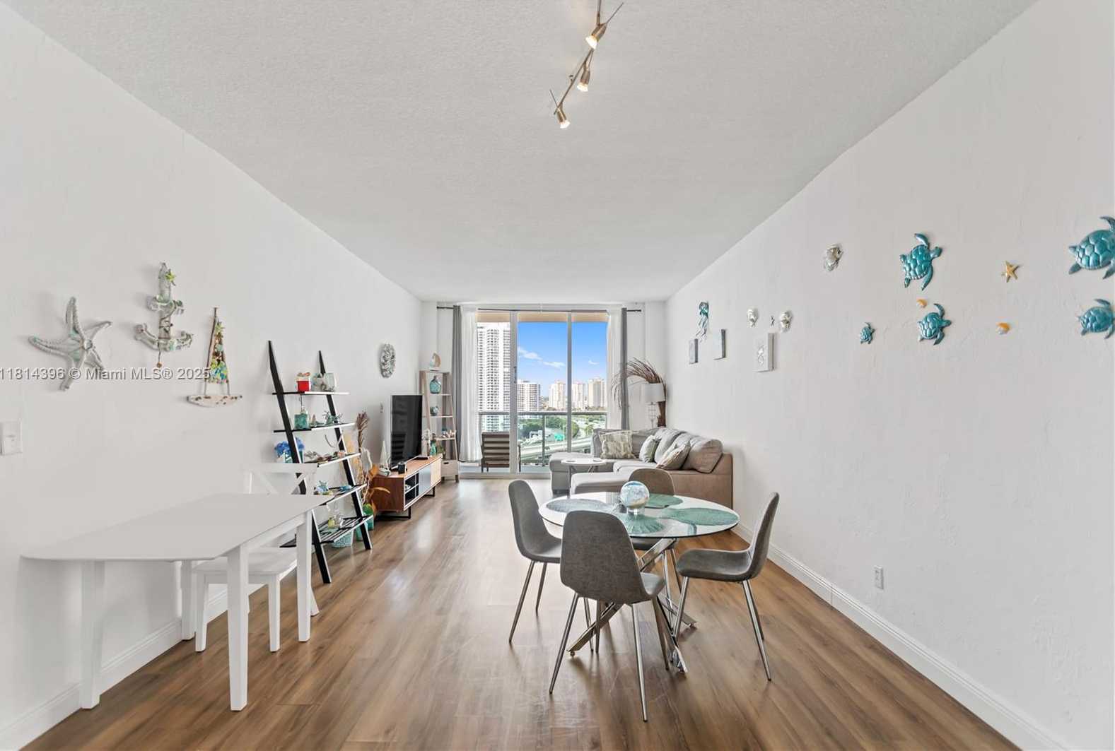 Small Image of 19390 COLLINS AVE #PH-7, Sunny Isles Beach Number 10