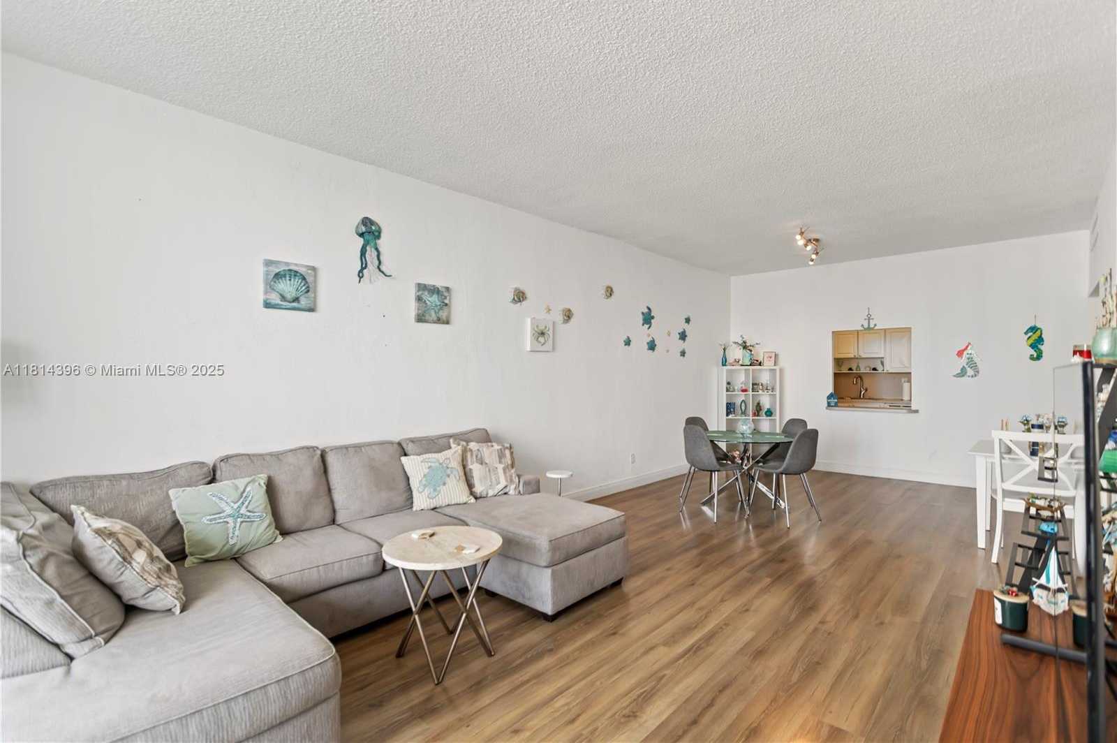 Small Image of 19390 COLLINS AVE #PH-7, Sunny Isles Beach Number 11