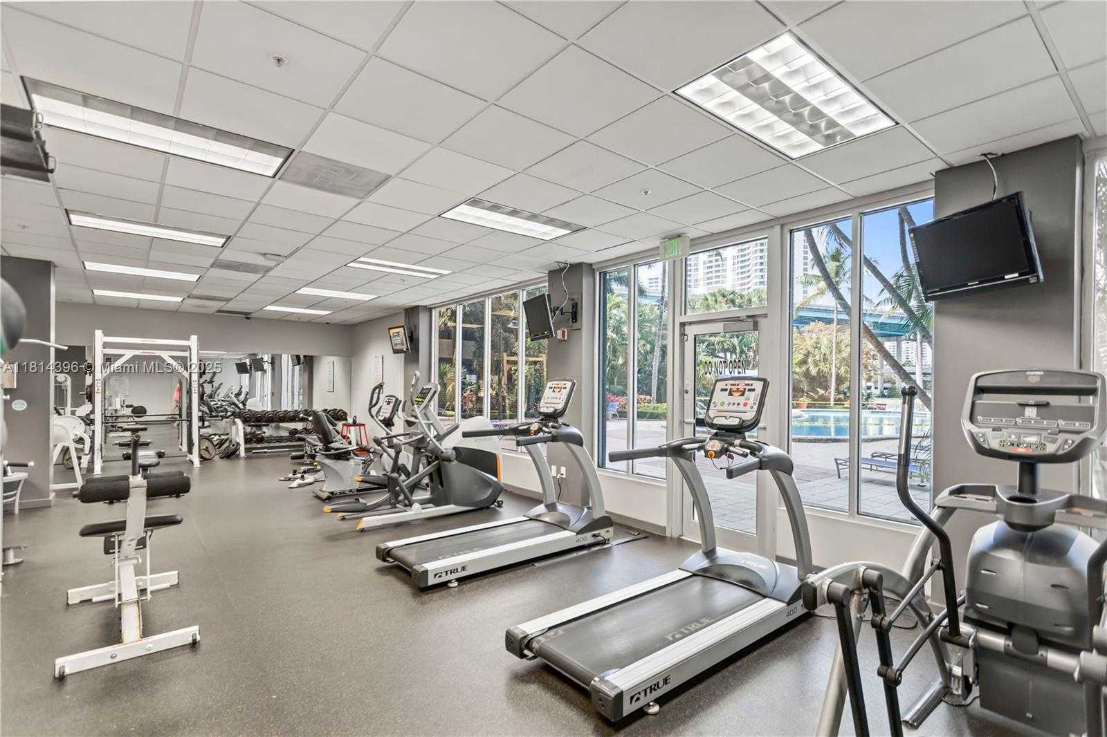 Small Image of 19390 COLLINS AVE #PH-7, Sunny Isles Beach Number 21