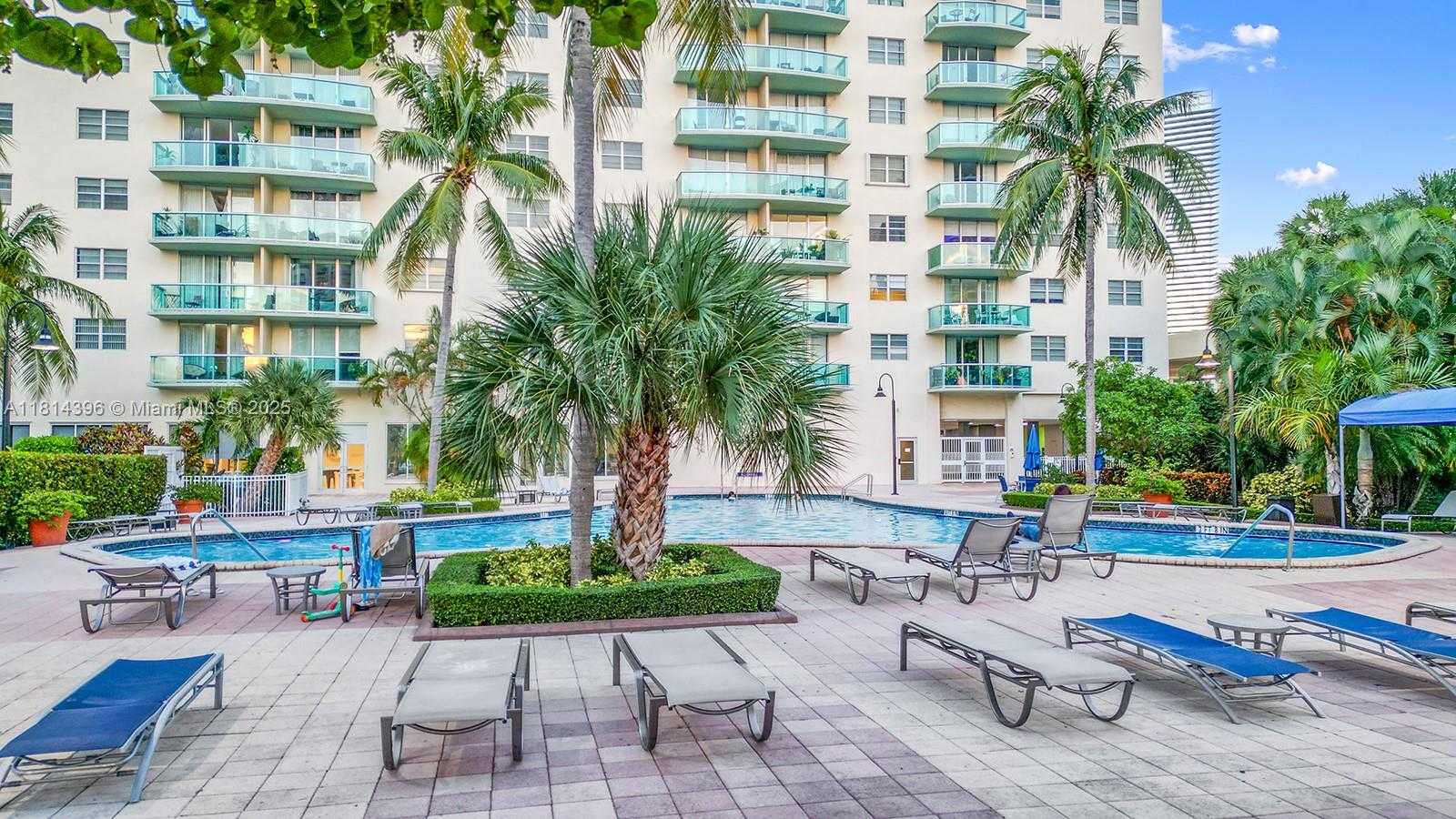 Small Image of 19390 COLLINS AVE #PH-7, Sunny Isles Beach Number 23