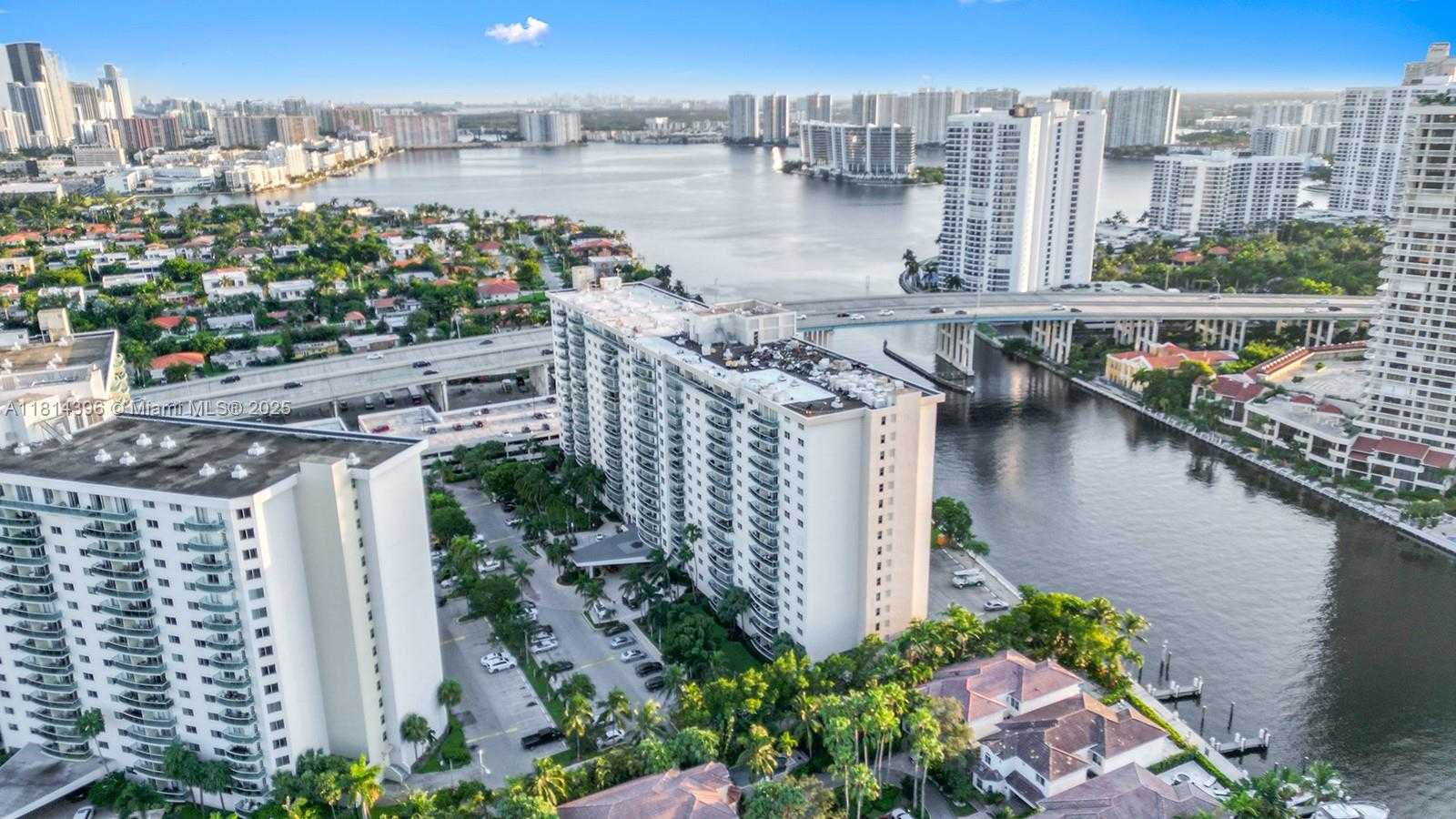 Small Image of 19390 COLLINS AVE #PH-7, Sunny Isles Beach Number 31